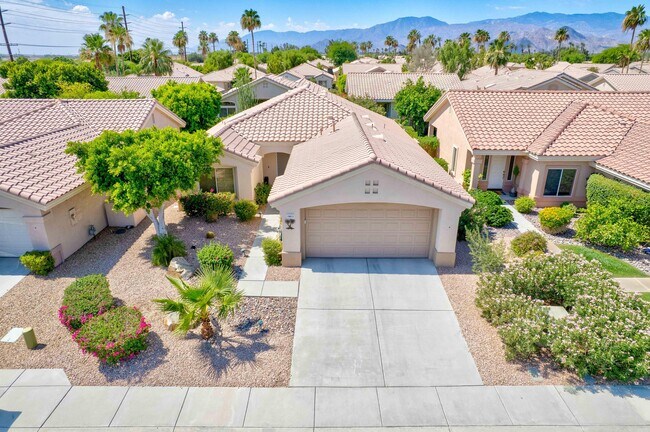 Building Photo - 78975 Champagne Ln