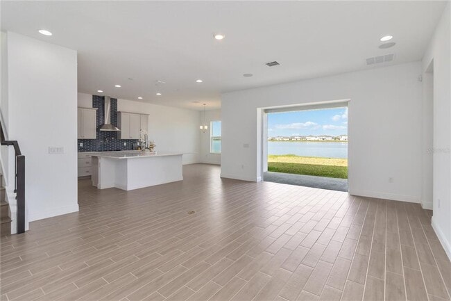 Building Photo - 18441 Mowry Ct