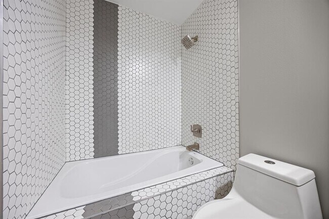 Building Photo - 1240 Barton Hills Dr