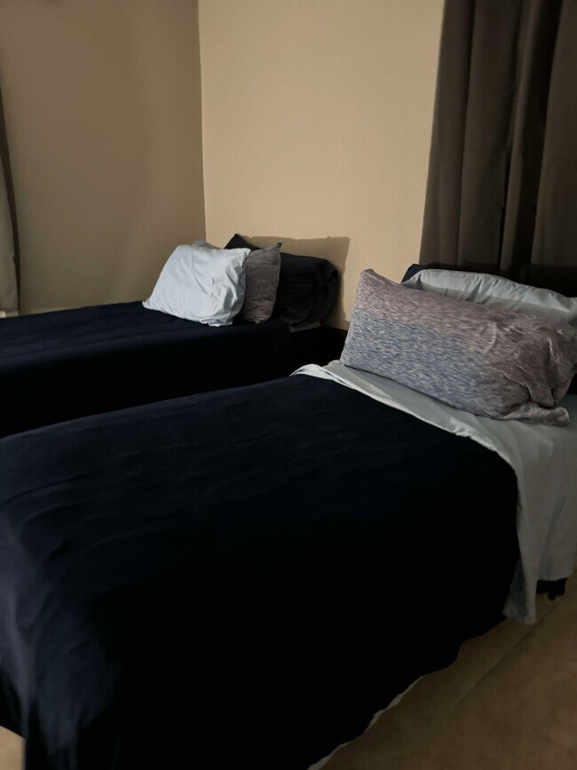 Building Photo - 695 Grimes Ave