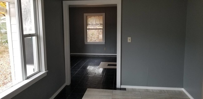 Building Photo - 410 Fillmore St