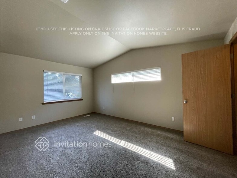 Building Photo - 8514 186th St Ct E