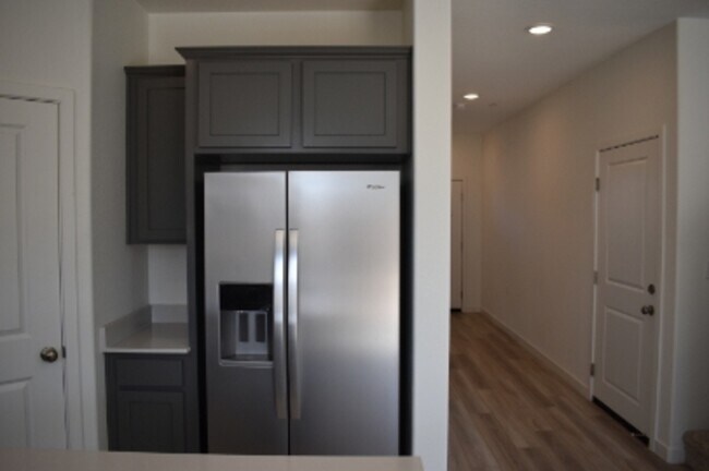 Building Photo - 4636 Sami Jo Dr