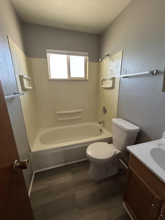 Building Photo - 1127 Crystal Pl