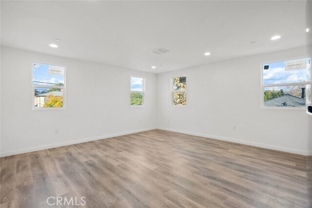 Building Photo - 11560 Archwood St