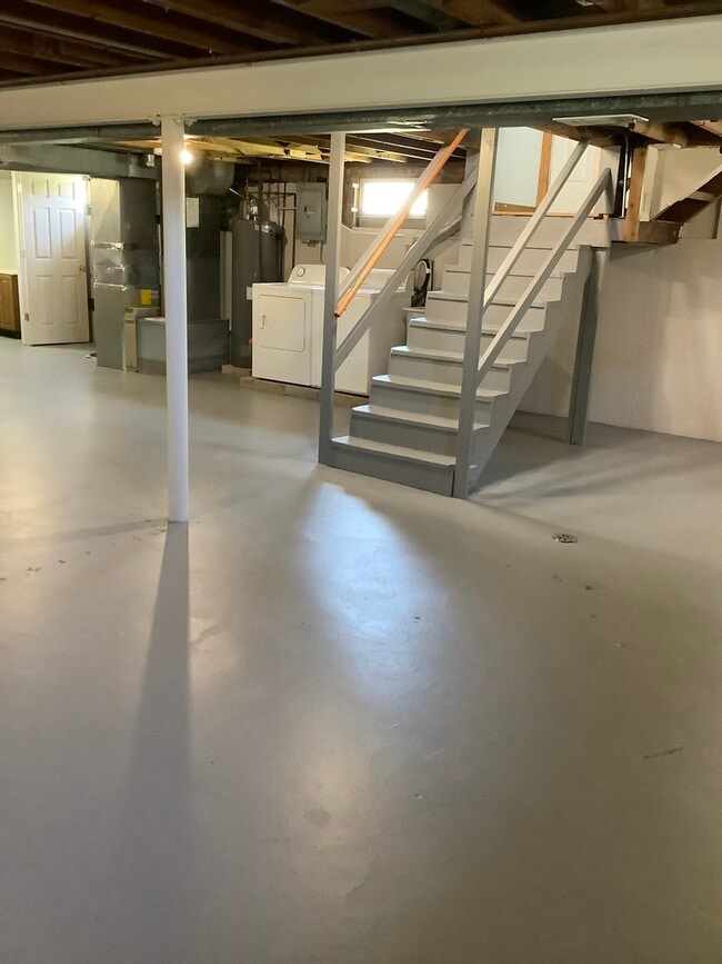 Building Photo - 4920 Cypress Dr