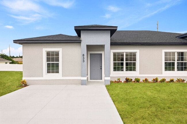 Building Photo - Modern Living Meets Comfort – Stunning 3 Bed, 2 Bath Home!
