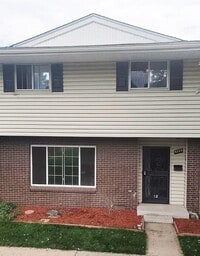 Building Photo - 9209 E Nassau Ave