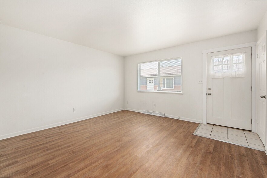 Building Photo - 4031 Goodell Ln