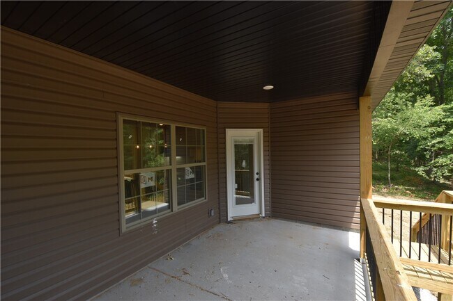 Building Photo - 21 Kirkcudbright Ln