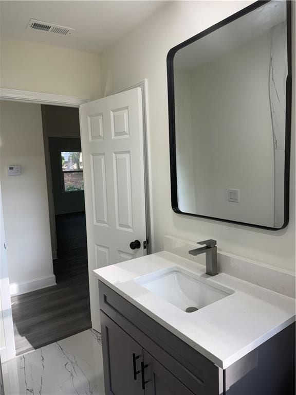 Building Photo - 1726 Centra Villa Dr SW