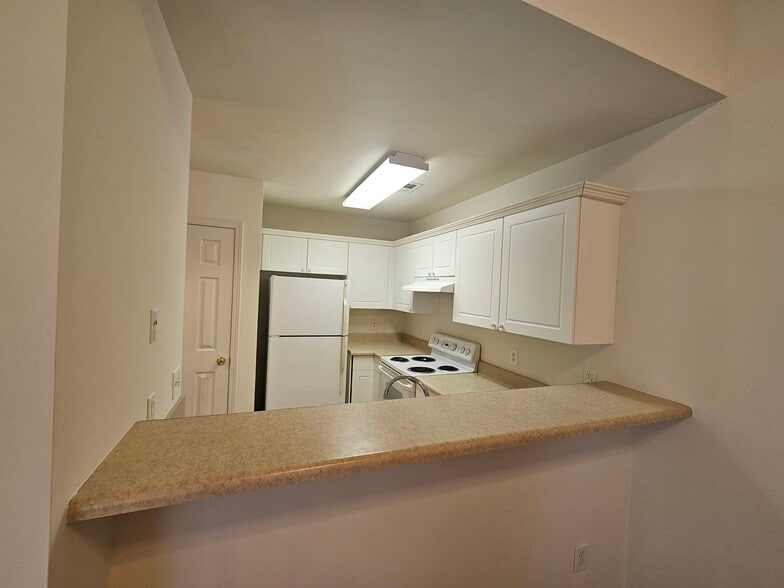 Building Photo - 4212 Winding Branches Dr