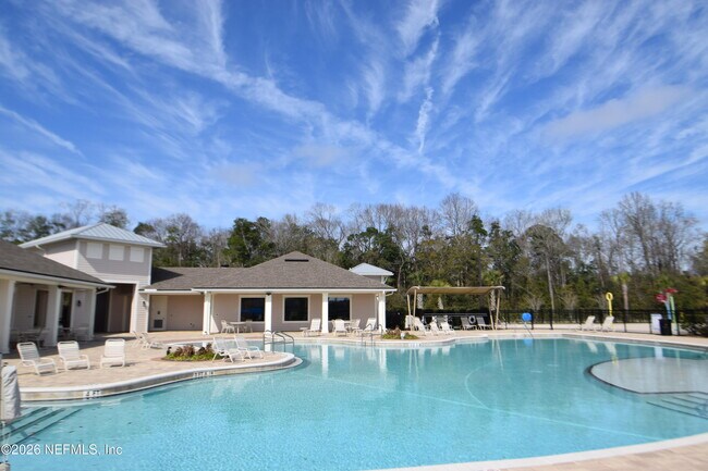 Building Photo - 3733 Shiner Dr