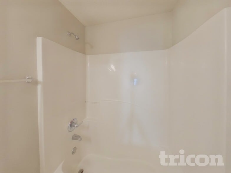 Building Photo - 3529 Craggy Perch