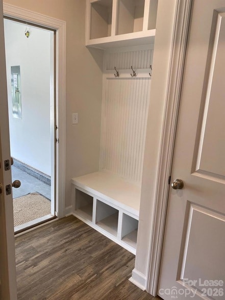 Building Photo - 11819 Midnight Wy