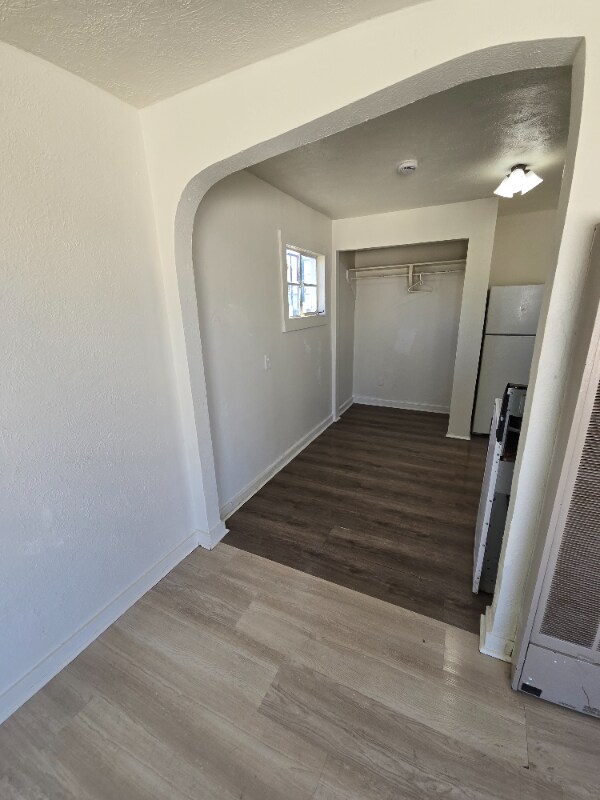 Building Photo - 106 California St SE