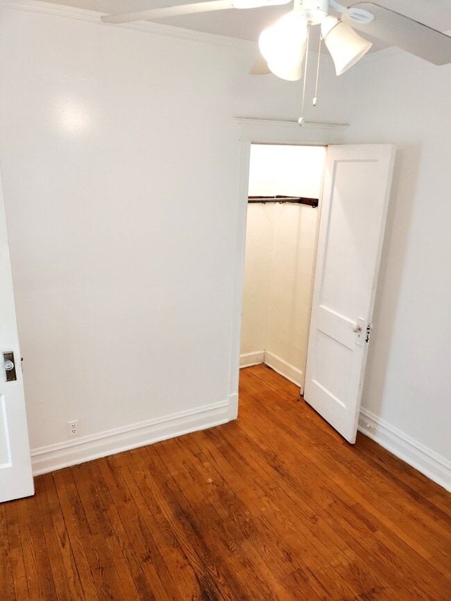 Building Photo - 5514 S Union Ave