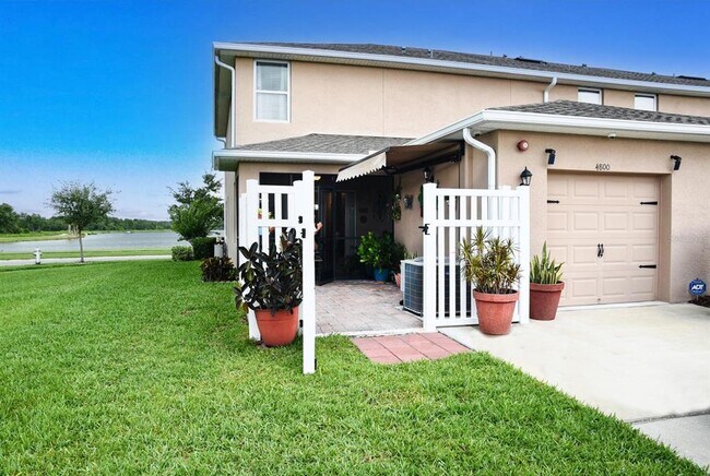 Building Photo - 4800 Riverwalk Dr