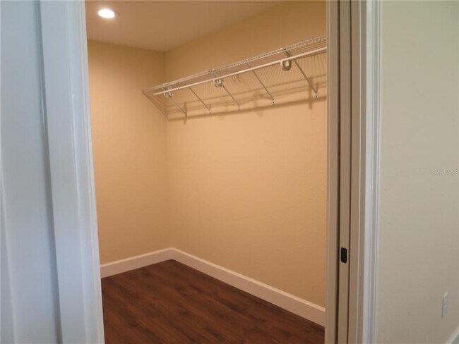 Building Photo - 36426 Tanner Ln