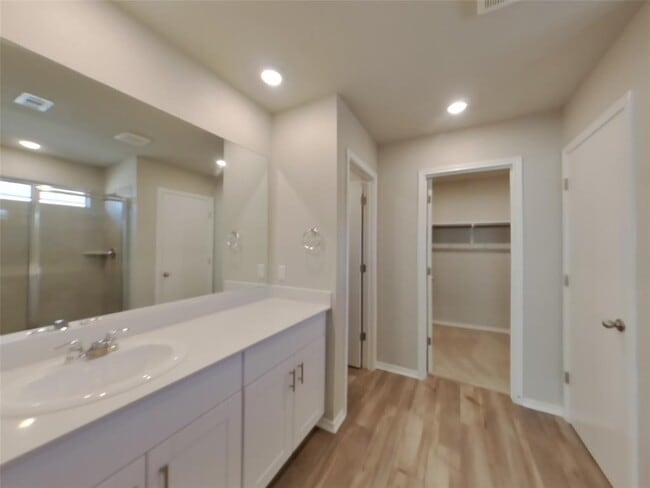 Building Photo - 3525 Stride Ln