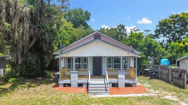 Primary Photo - 2409 Drake Dr