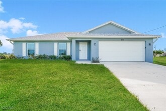 Building Photo - 2141 NW 18th Pl