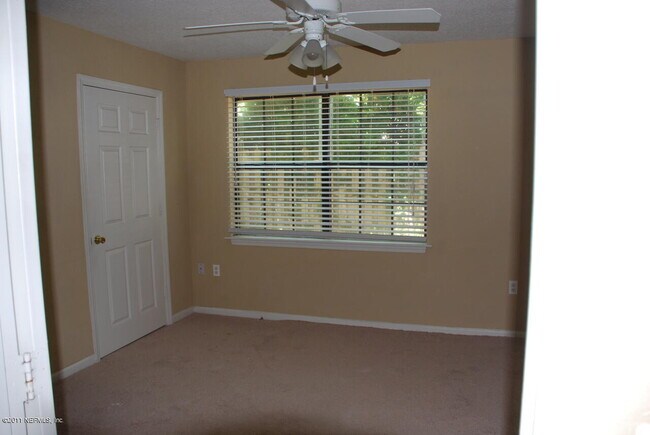 Building Photo - 805 Boardwalk Dr