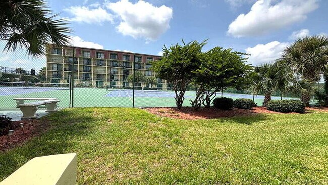 Building Photo - 1437 N Atlantic Ave