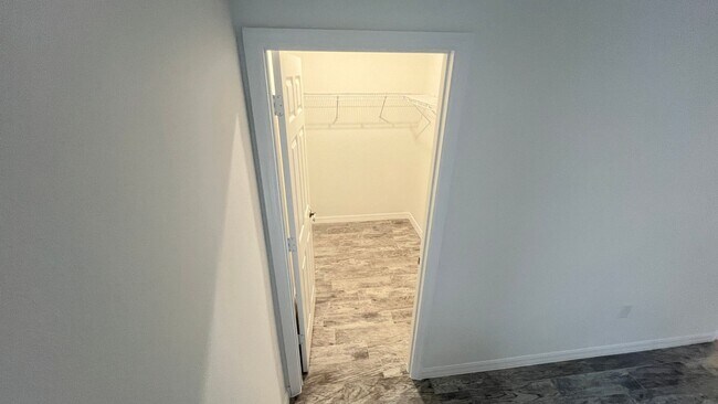 Building Photo - GORGEOUS Bedroom, 2 Bathroom Home in Palm Bay!!