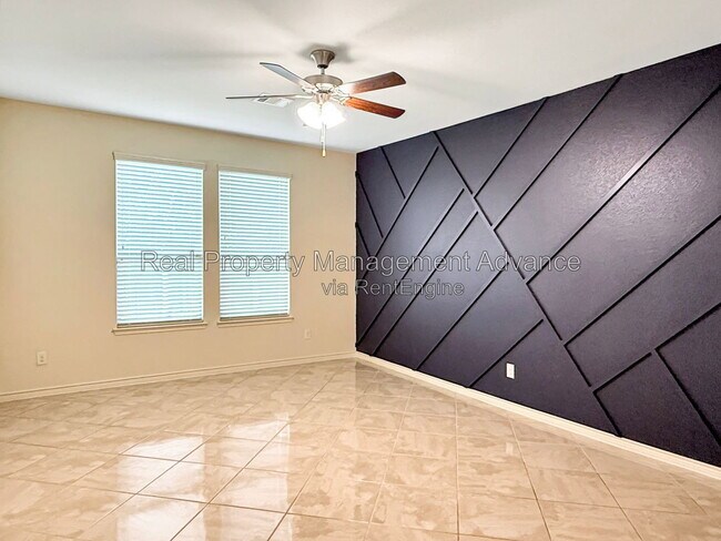Building Photo - 10228 Tahoka Pl