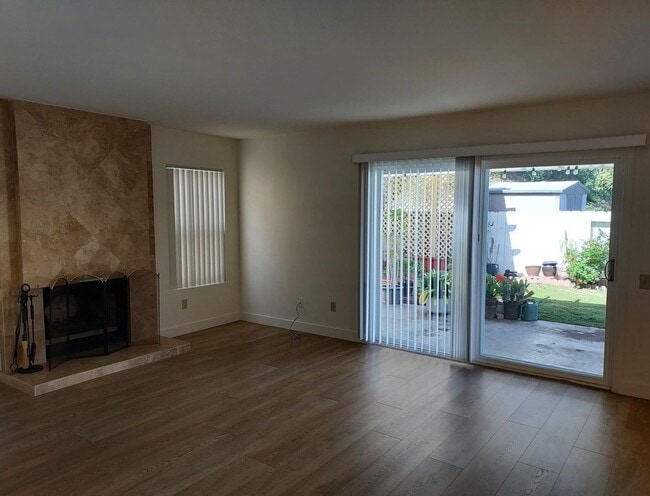 Building Photo - Rancho Penasquitos - 4bed/3bath Single-Two Story Family Home with 2 Car Garage (PRE-LEASING FOR A...