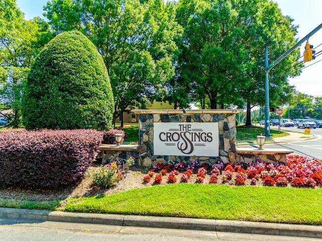 Building Photo - Exceptional 4 Bedroom Ranch in Steele Creek!