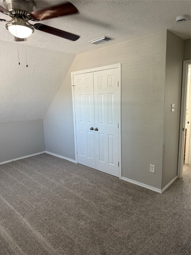Building Photo - 16778 N Bob White Dr