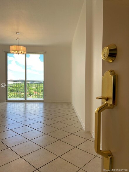 Building Photo - 3500 Coral Way