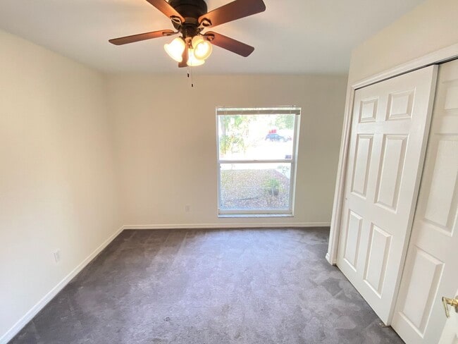 Building Photo - 9637 Lake Douglas Pl