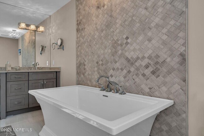 Building Photo - 58 Seaview Ave