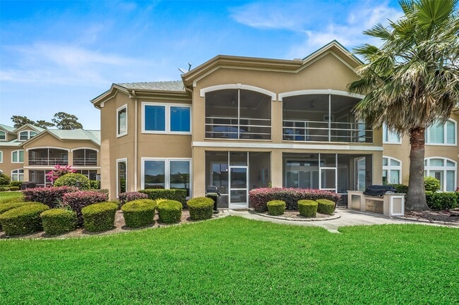 Building Photo - 127 W Palm Blvd