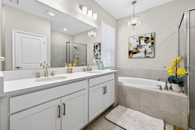 Building Photo - 33805 Astoria Cir