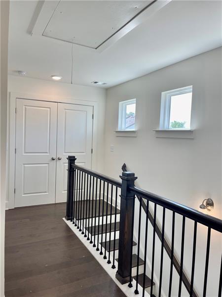 Building Photo - 159 Auburn Run Ln