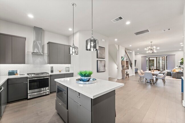 Building Photo - 4227 Allen St