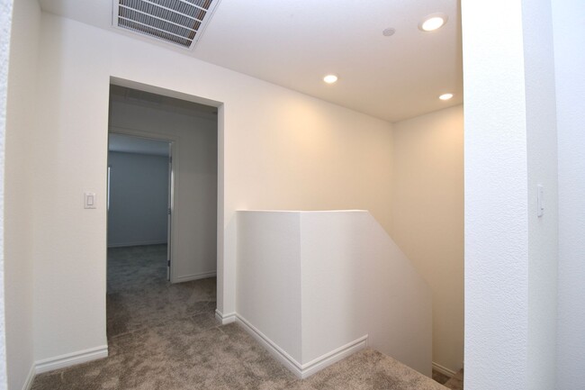 Building Photo - Brand New Build 3-Bedroom Townhome in Nort...