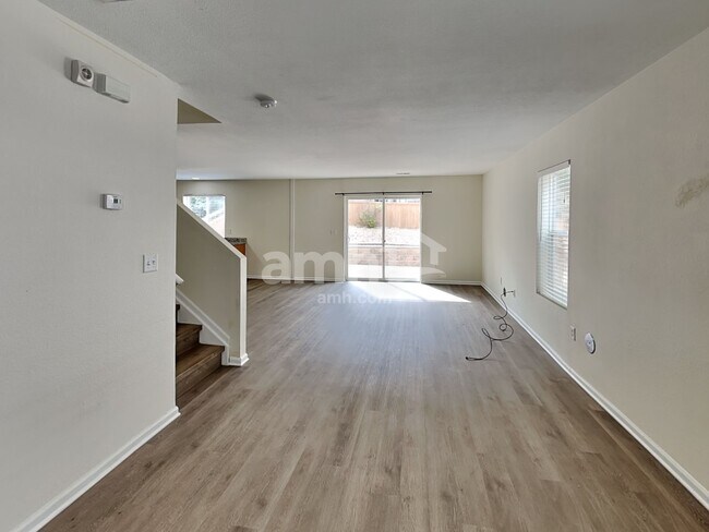 Building Photo - 2616 Coach House Loop