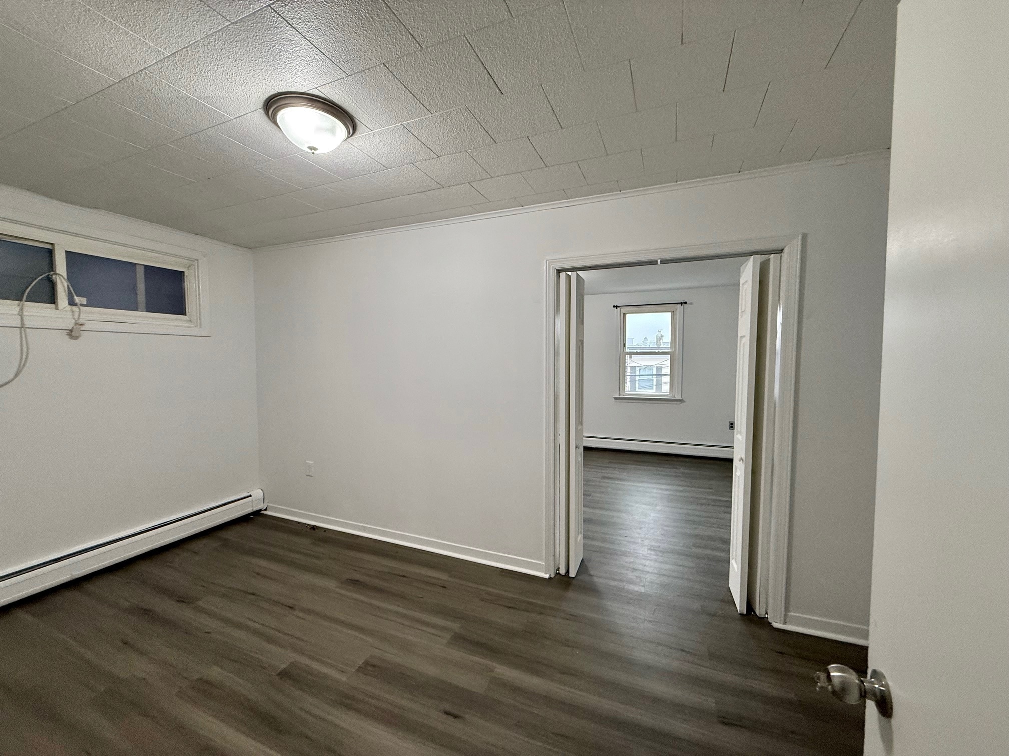 Building Photo - 215 William St