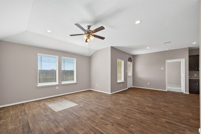 Building Photo - 3311 Specklebelly Dr.