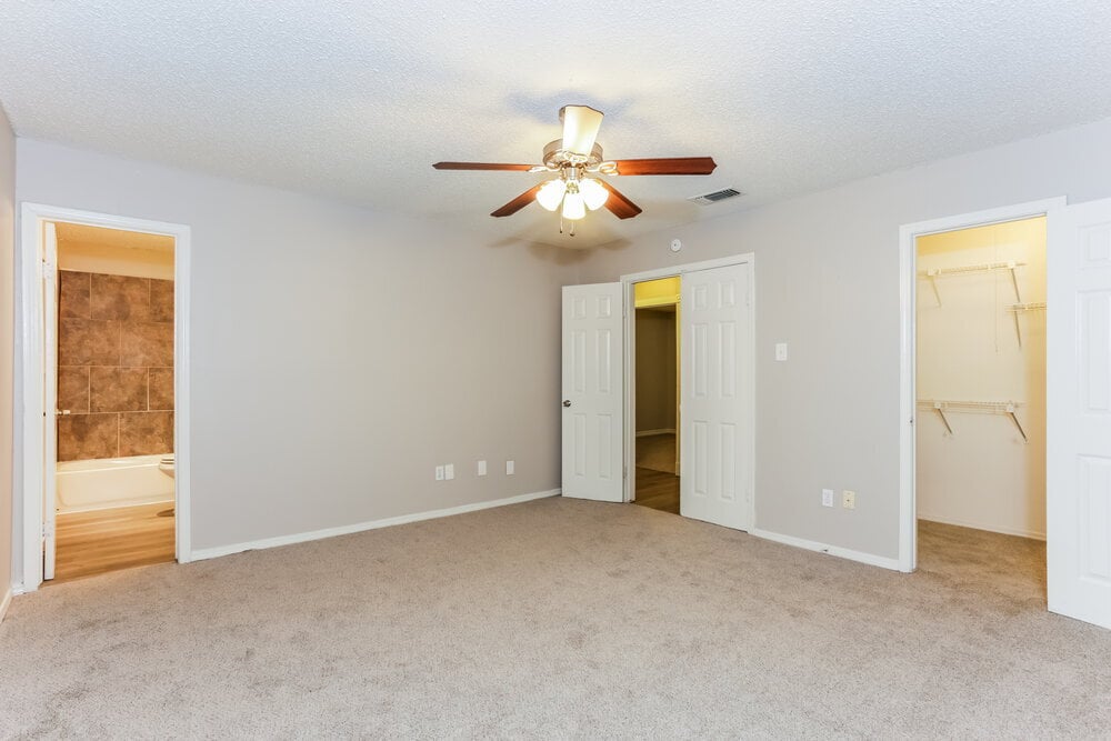 Building Photo - 230 Lemon Dr