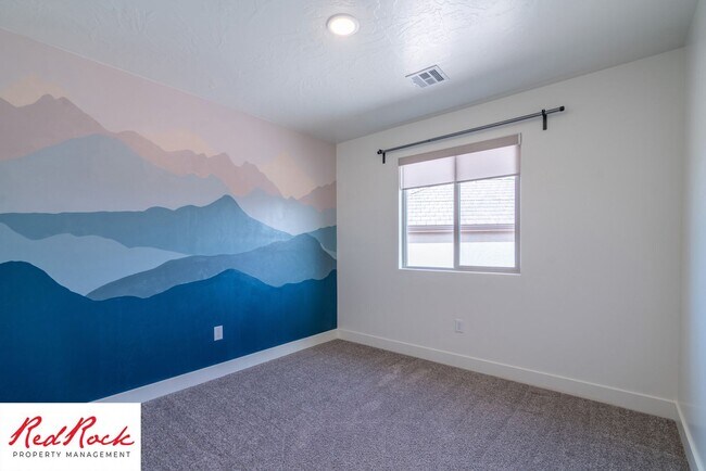Building Photo - Stand Alone 4 Bedroom Corner Unit.