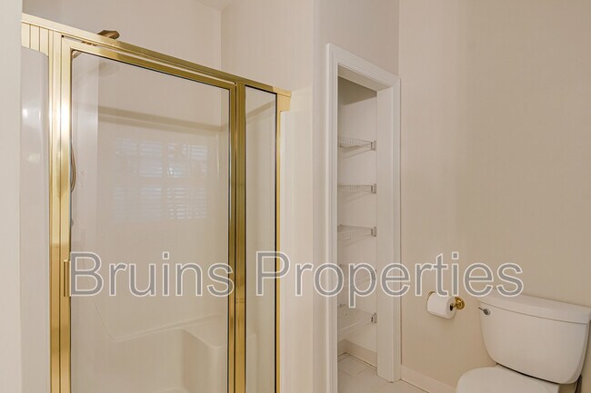 Building Photo - 8 Indigo Cove