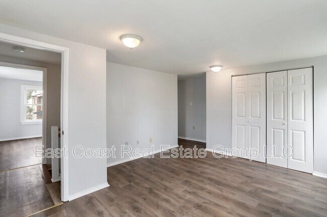 Building Photo - 500 N Marshall St