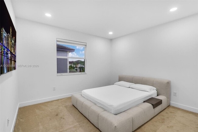 Building Photo - 15540 NW 88th Ave