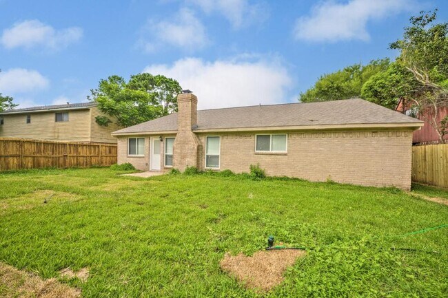 Building Photo - 1219 Gentle Bend Dr